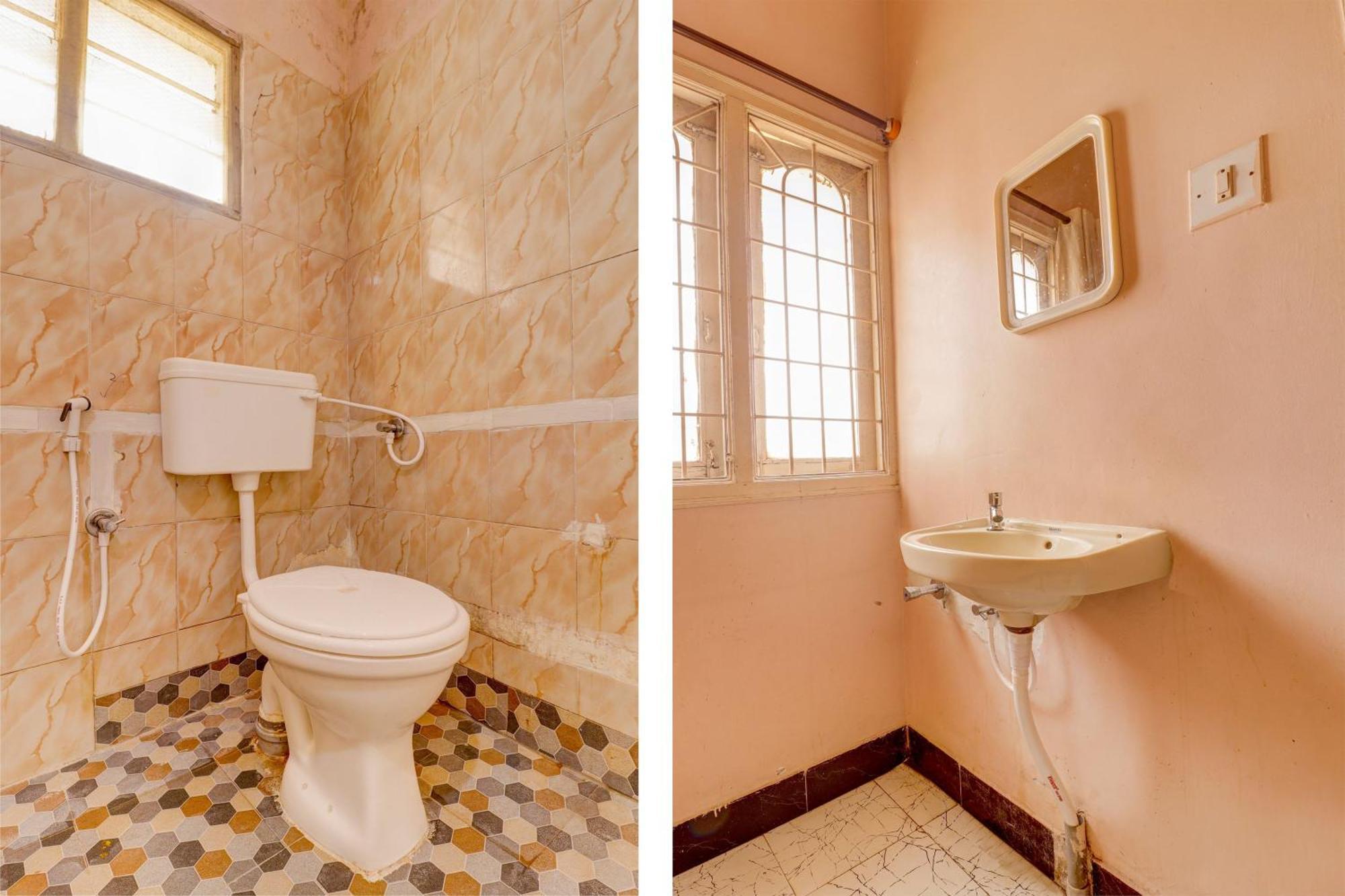 Collection O Royal Comfort Bangalore Extérieur photo